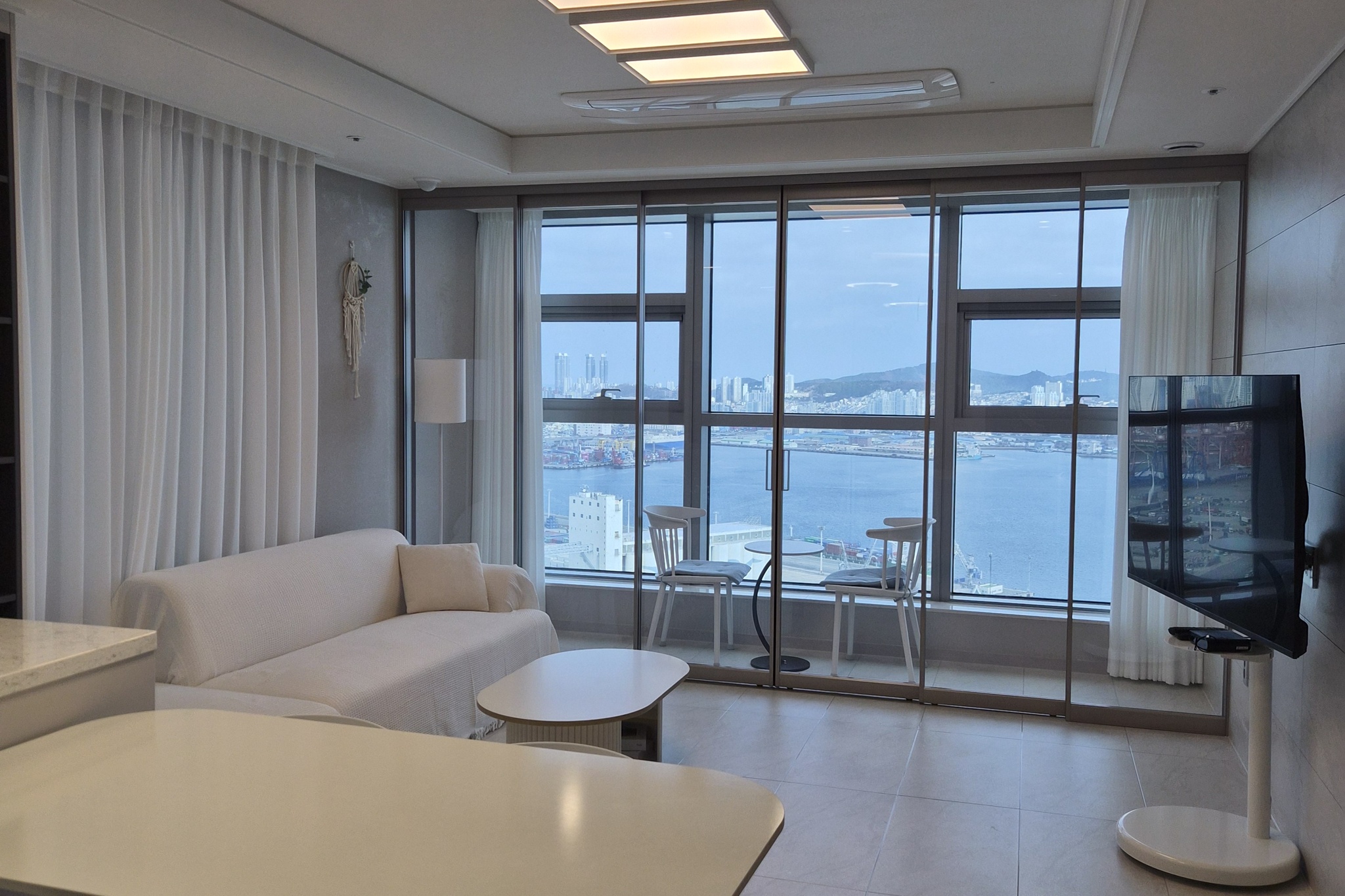 글로잉스테이 썸네일2