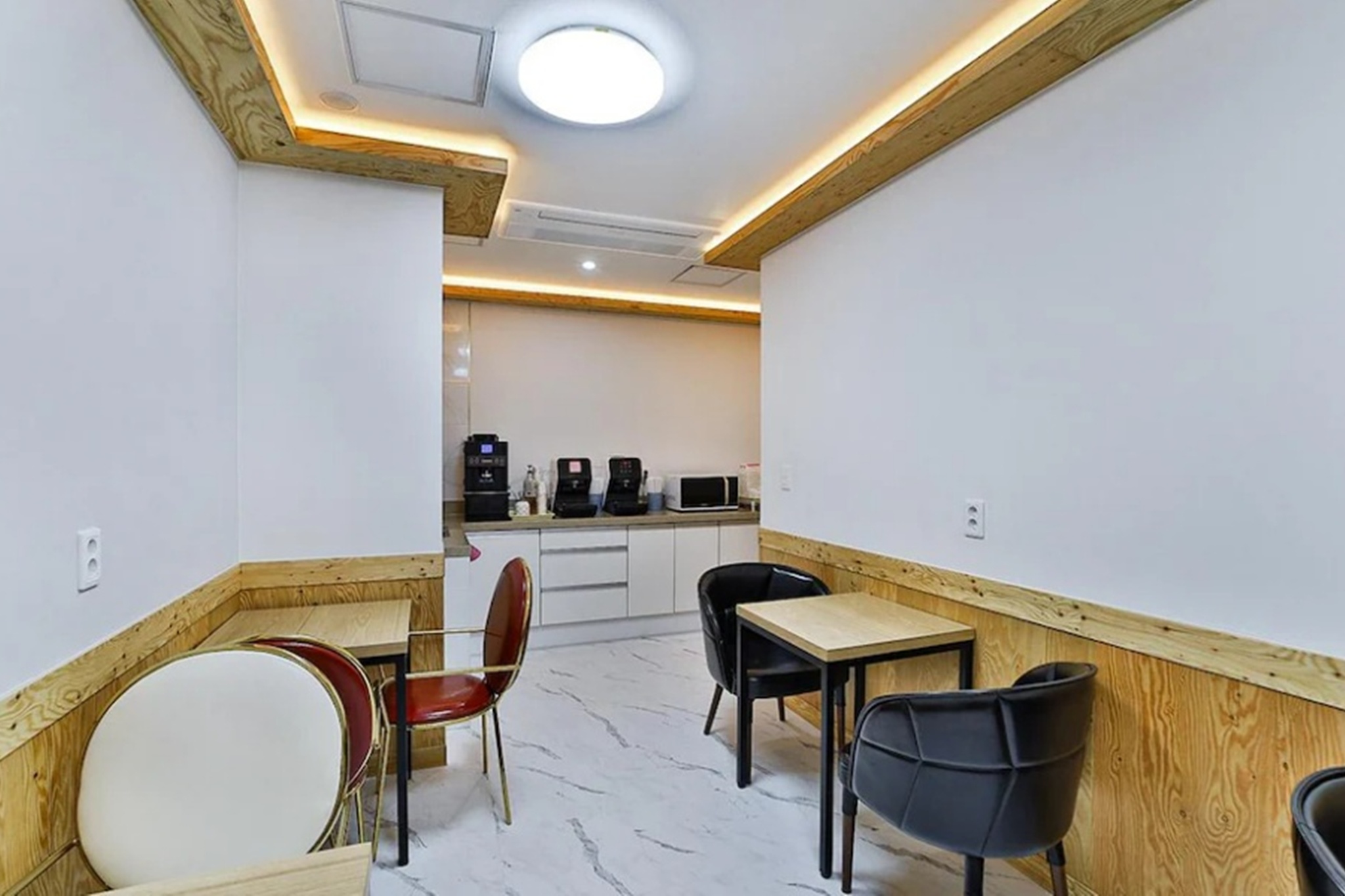 https://yaimg.yanolja.com/v5/2026/04/06/05/69d3413fd3b4c5.19535568.jpg