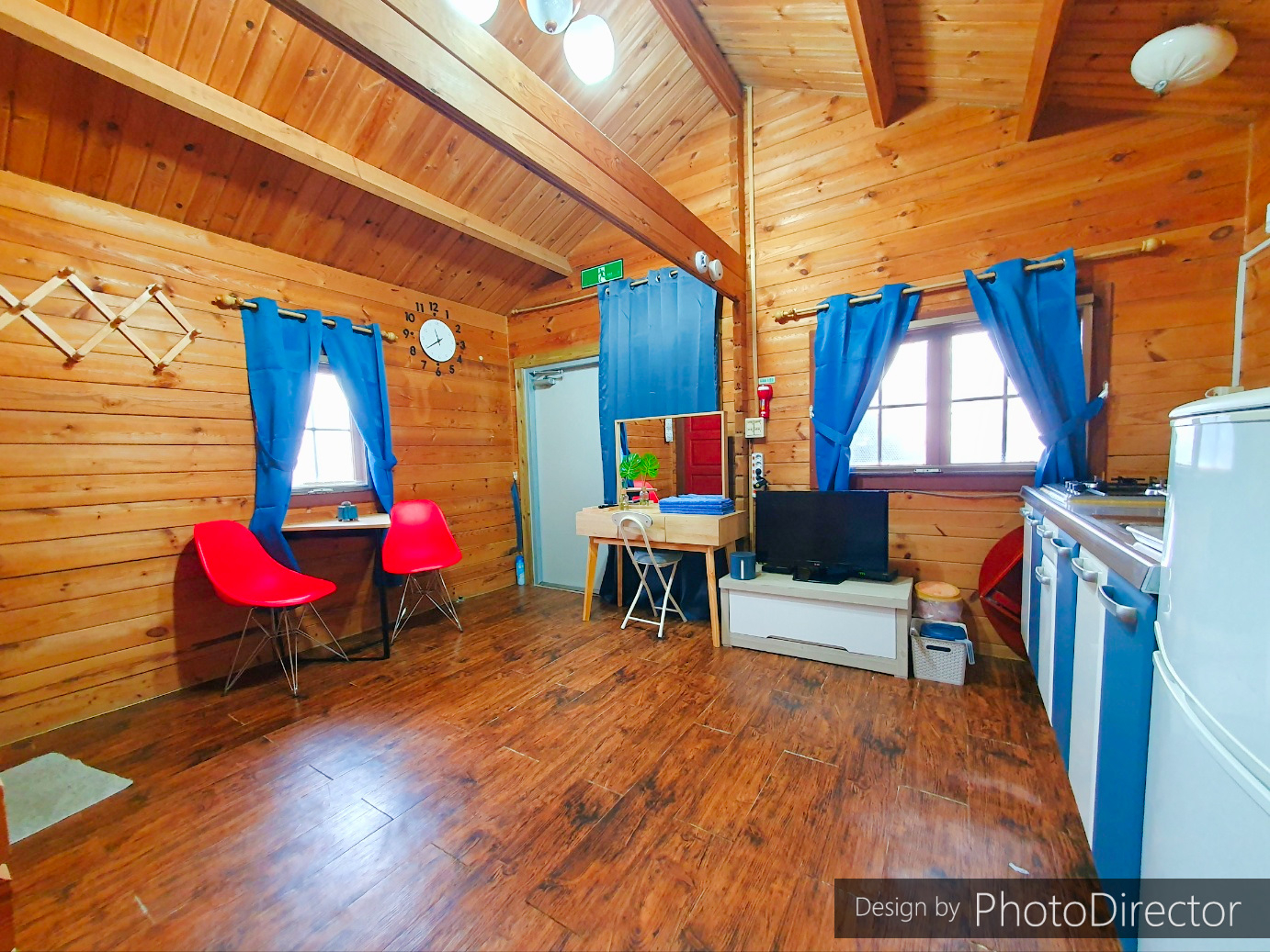 room detail thumbnail 2