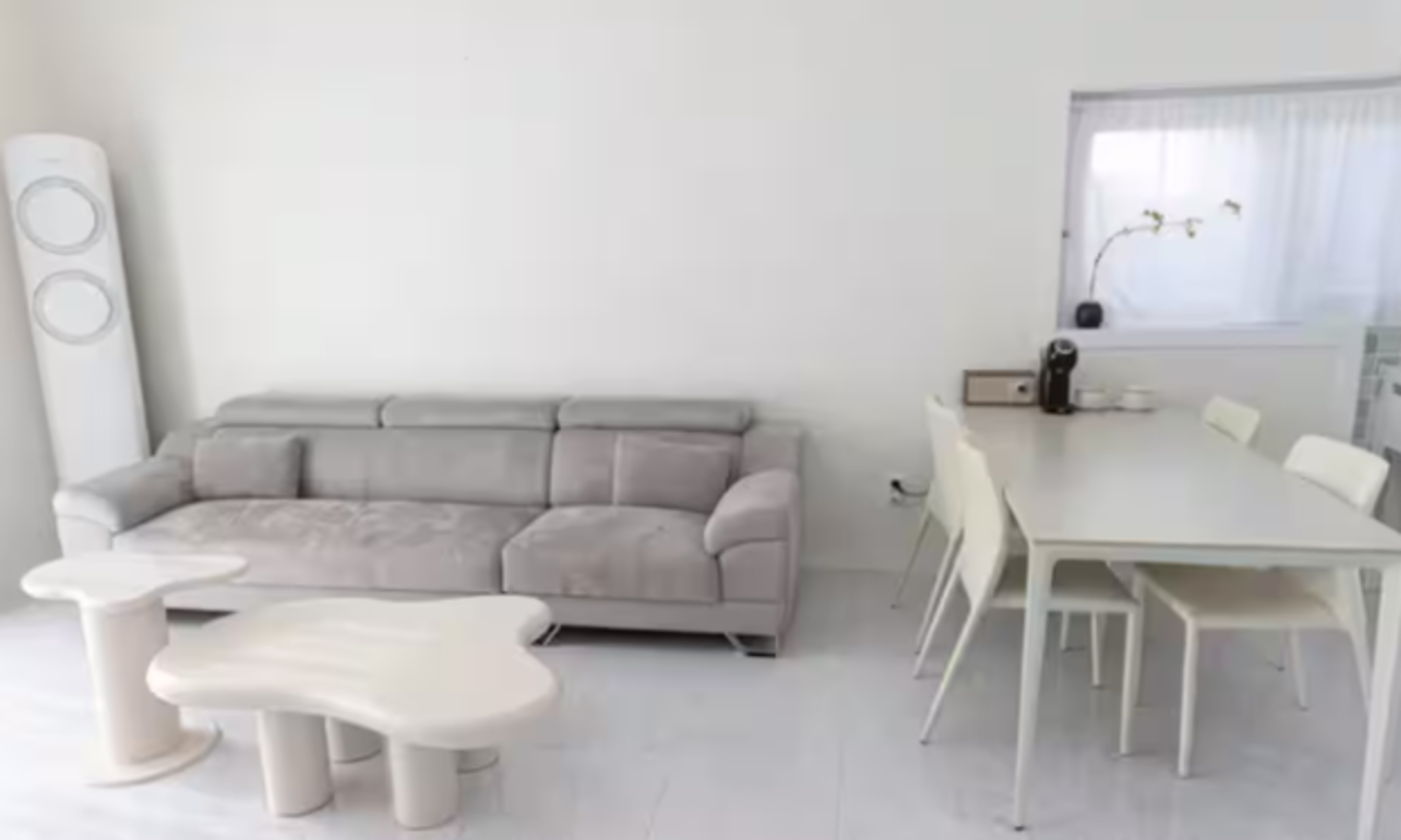 https://yaimg.yanolja.com/v5/2026/04/07/01/69d46022cfe7f0.58763294.jpg