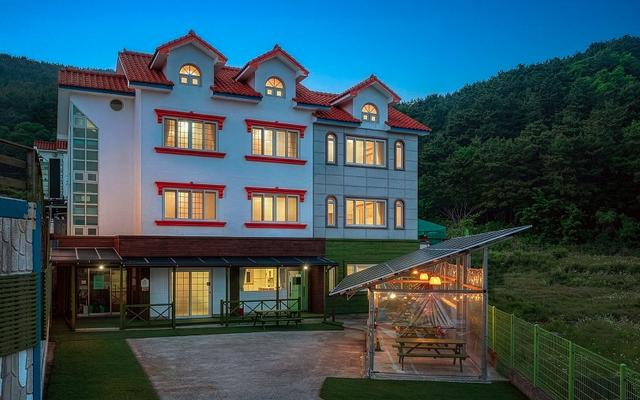 통영 해안길펜션