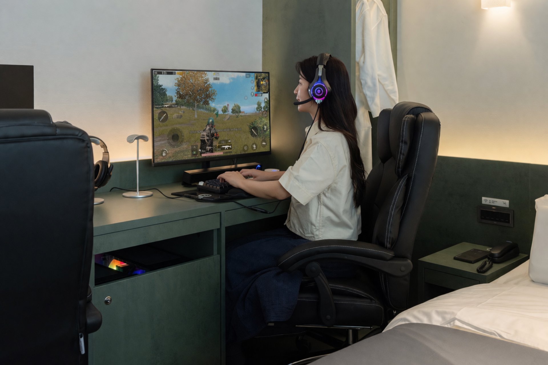 room detail thumbnail 1