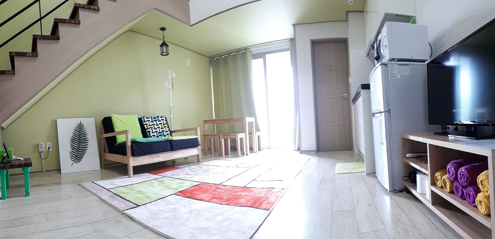 room detail thumbnail 0