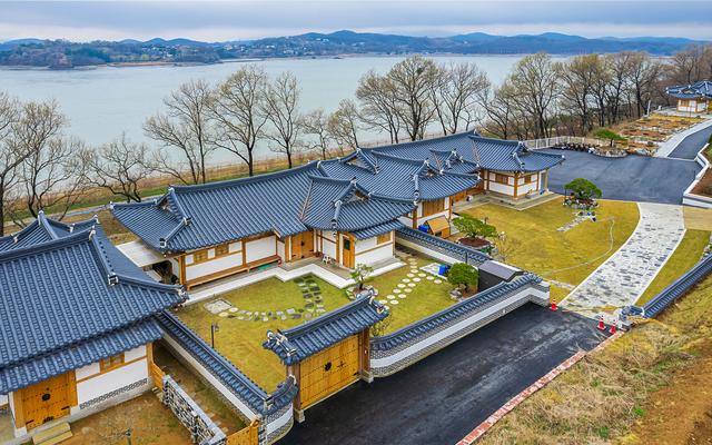 김포 덕포진한옥펜션