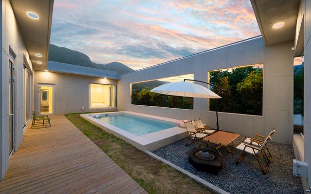 청도 나날풀빌라