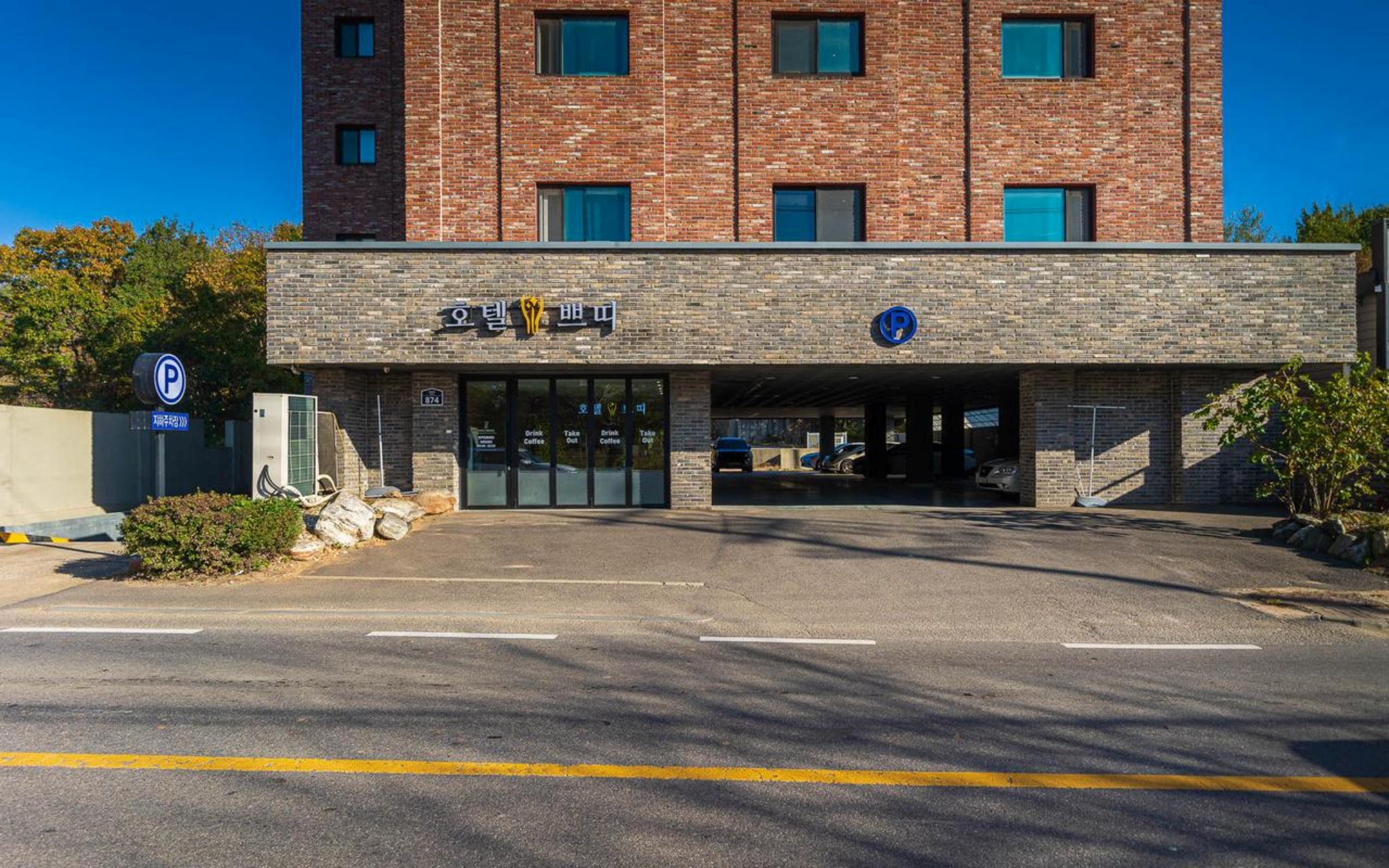 https://yaimg.yanolja.com/v5/2026/04/21/08/69e739b6757849.25651028.jpg