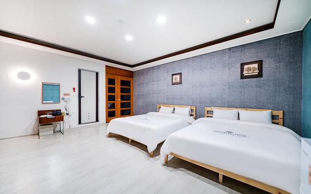 춘천 HOL IN ONE HOTEL