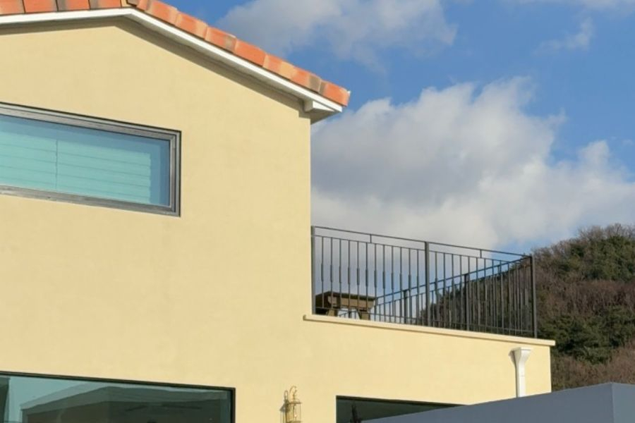 https://yaimg.yanolja.com/v5/2026/04/28/00/69f004a4079d37.35810730.jpg