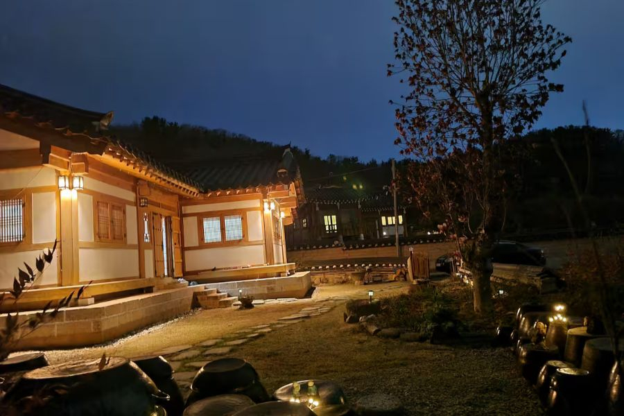 https://yaimg.yanolja.com/v5/2026/04/28/01/69f007f8b5ff71.13810425.jpg
