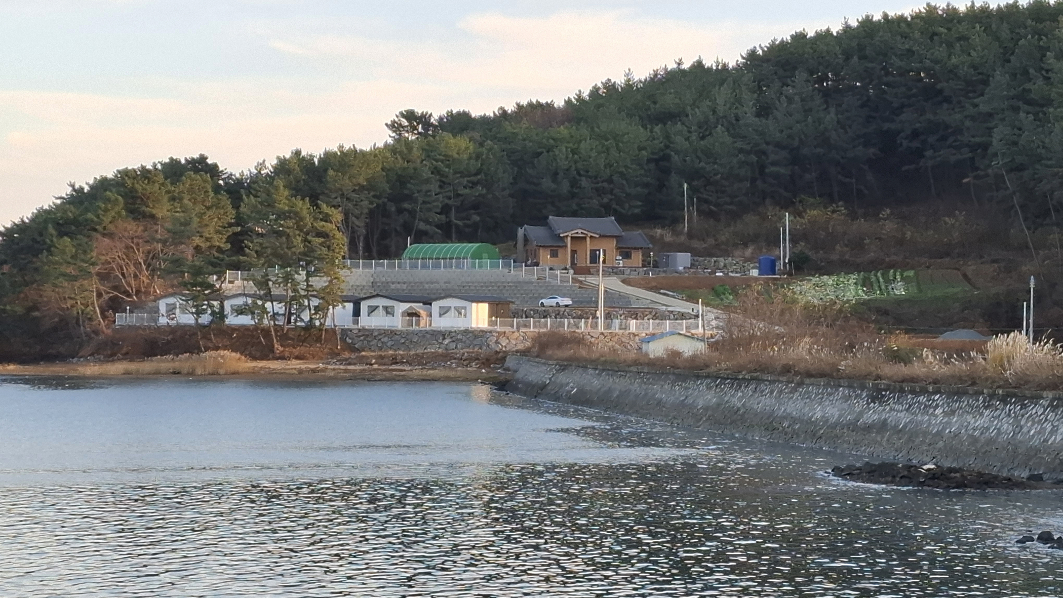 https://yaimg.yanolja.com/v5/2026/04/29/01/69f1602bcc2018.35350591.jpg