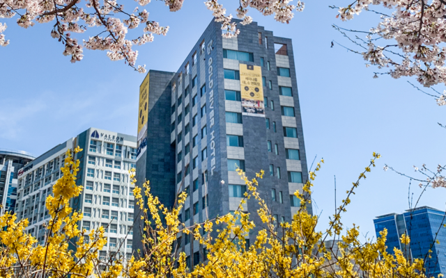 골드리버 호텔