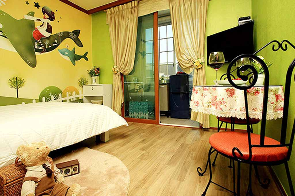 room detail thumbnail 0