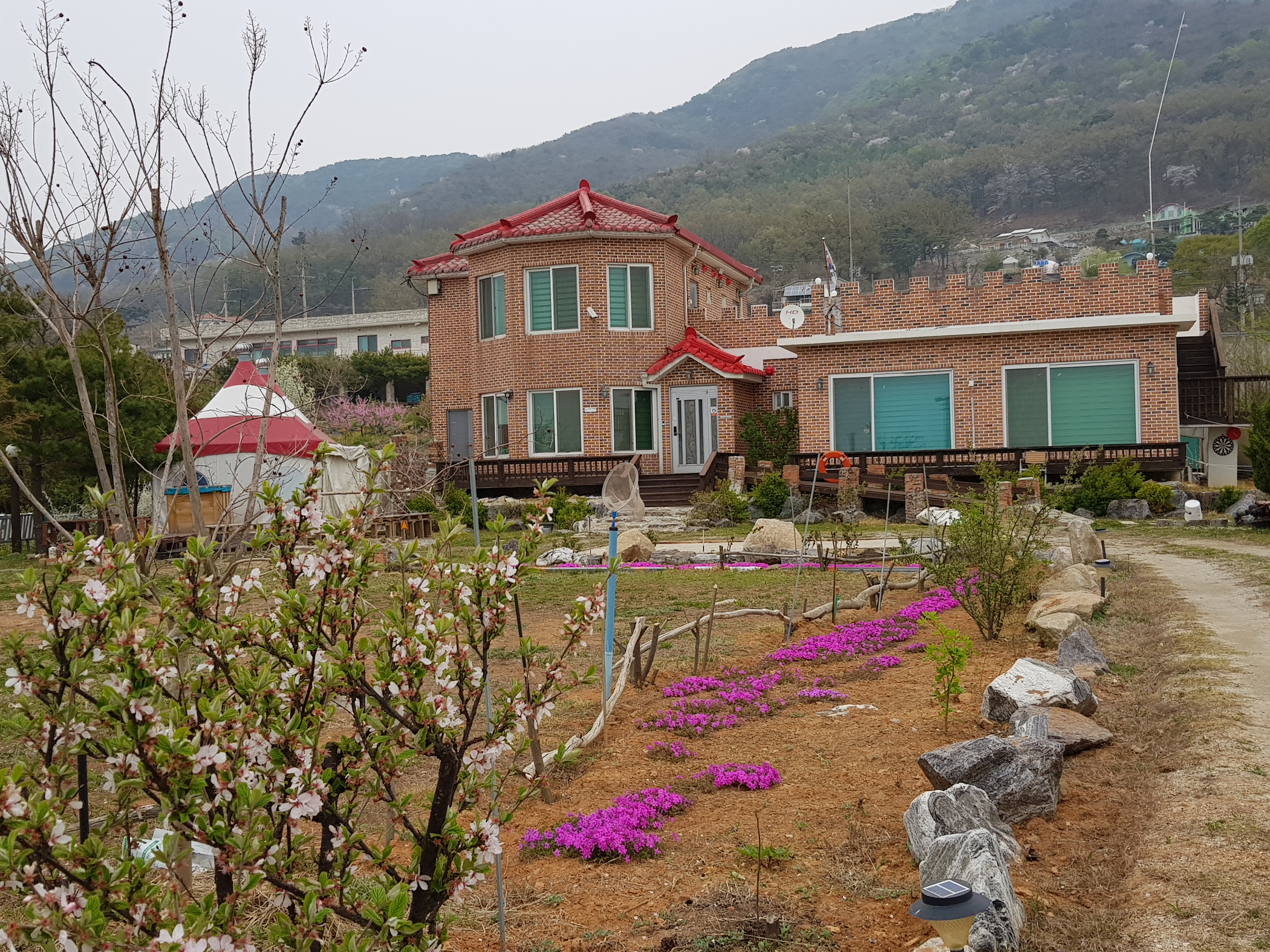 https://yaimg.yanolja.com/v5/2026/04/30/09/69f31d28c78023.06639441.jpg