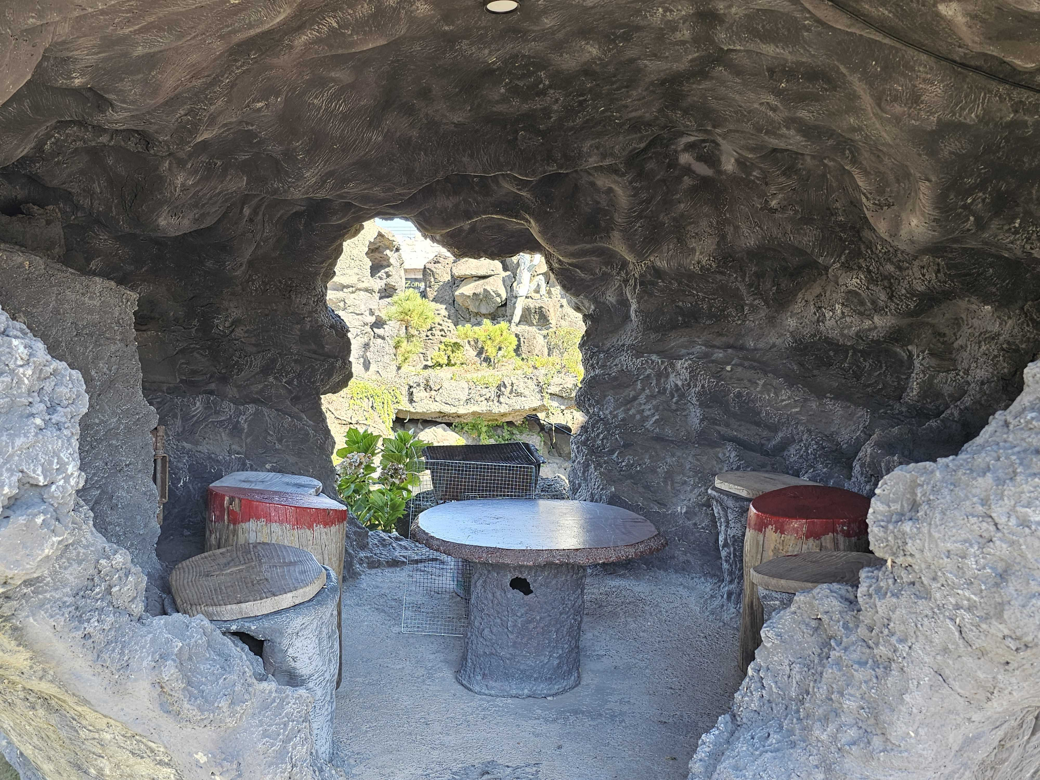https://yaimg.yanolja.com/v5/2026/04/30/09/69f31e63547bc2.13561124.jpg