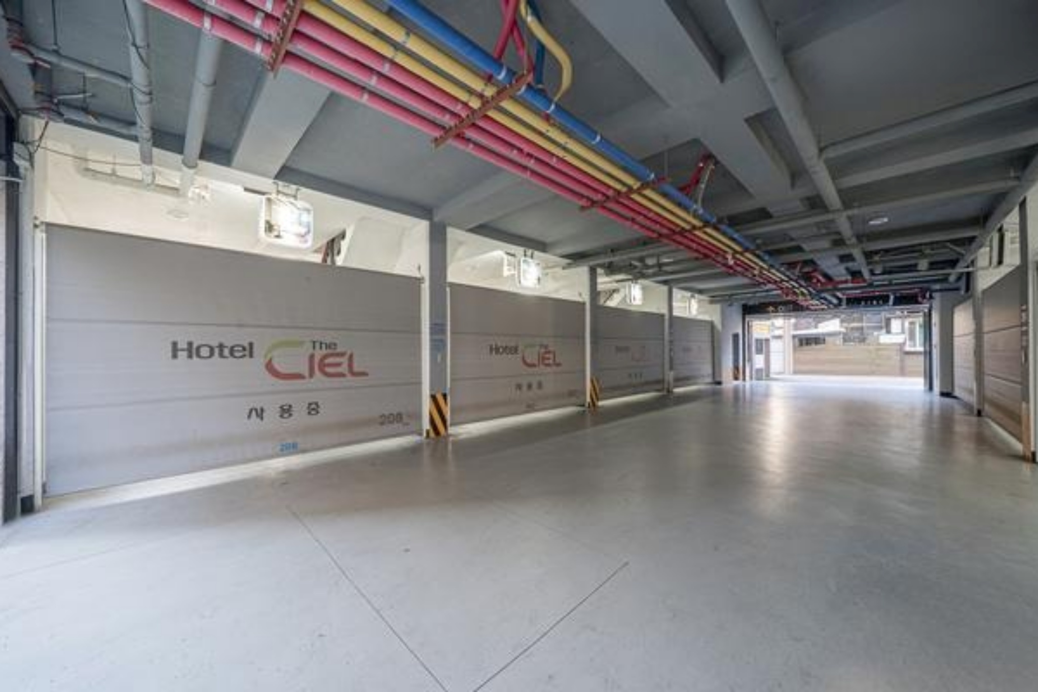 https://yaimg.yanolja.com/v5/2026/05/07/03/69fc0d260f2448.12616971.jpg