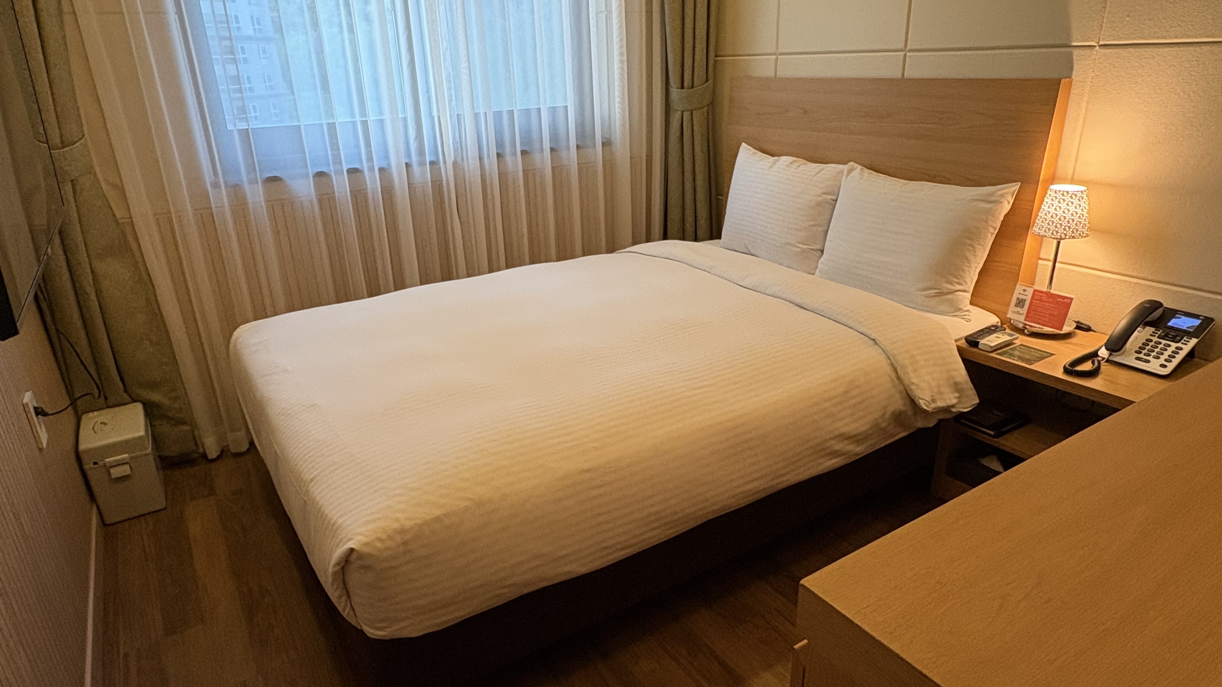 room detail thumbnail 1