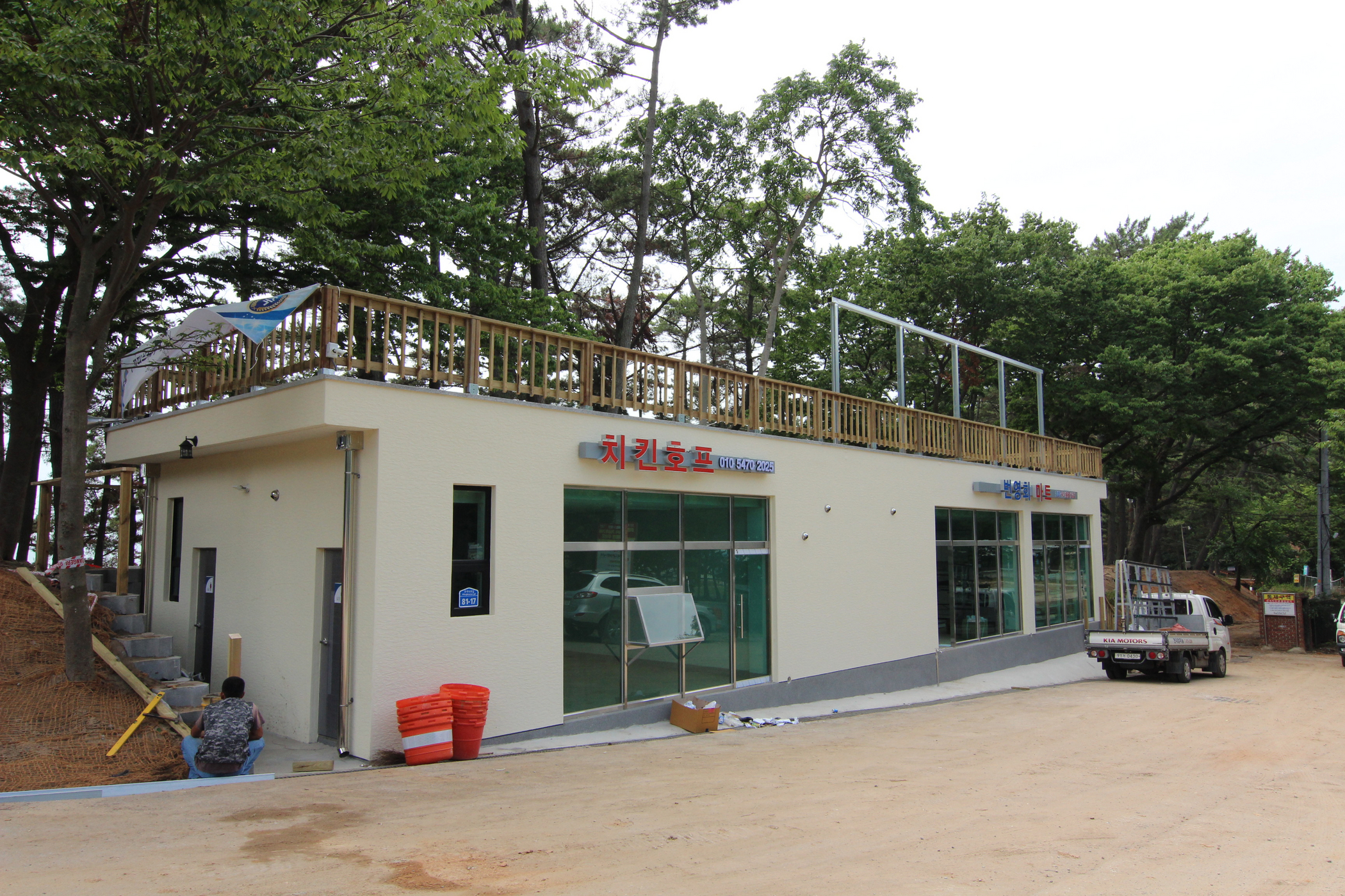 https://yaimg.yanolja.com/v5/2026/05/11/06/6a017bb2e430f8.88525888.jpg