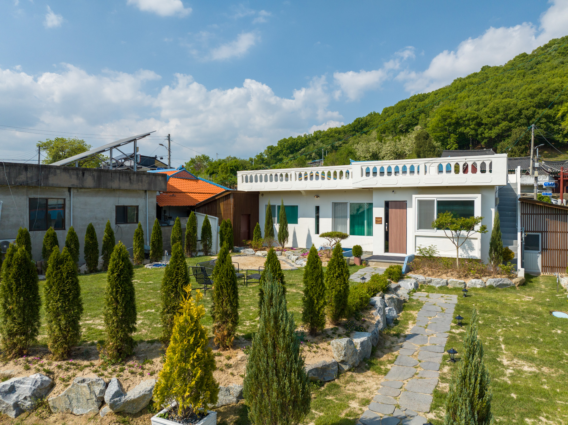 https://yaimg.yanolja.com/v5/2026/05/14/02/6a052cb8e2c618.70817150.jpg