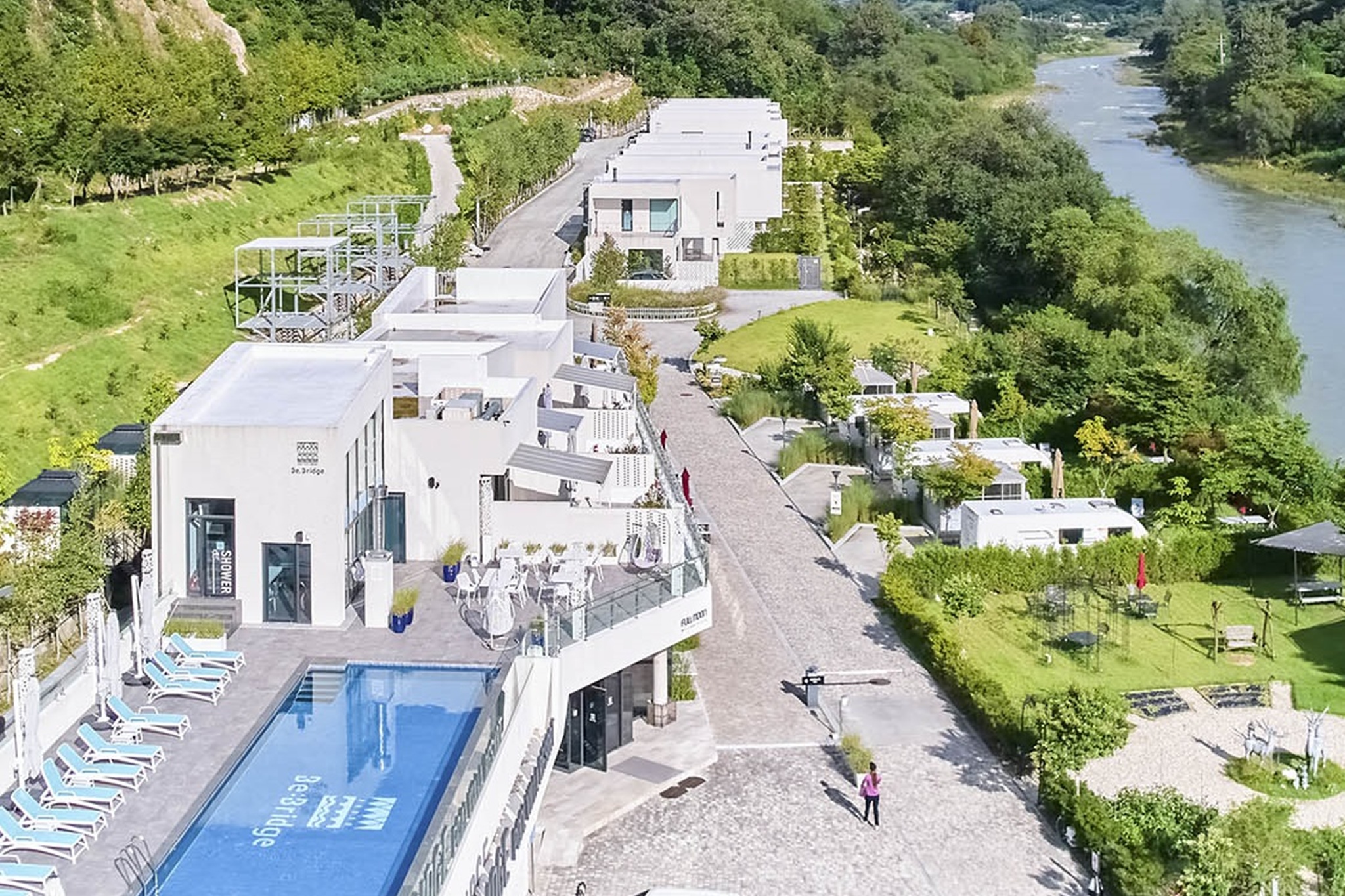 https://yaimg.yanolja.com/v5/2026/05/19/02/6a0bce4c1f8da7.59637525.jpg