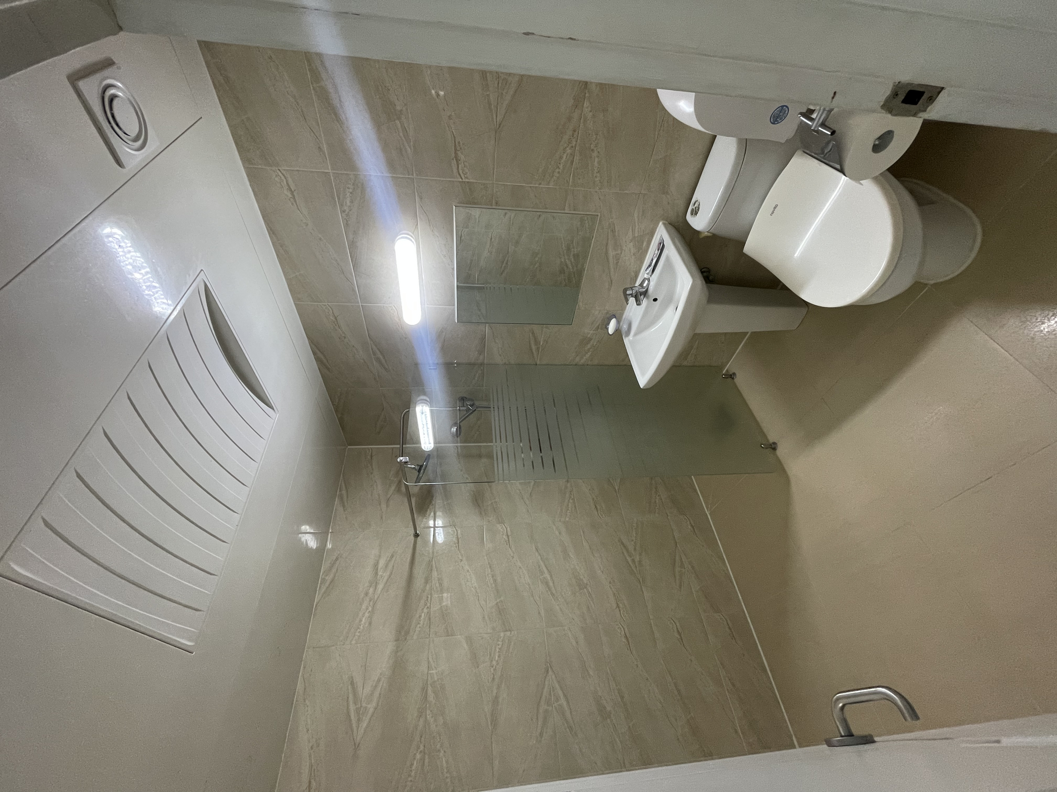 https://yaimg.yanolja.com/v5/2026/05/21/06/6a0ea0ea0f2617.15187063.jpg