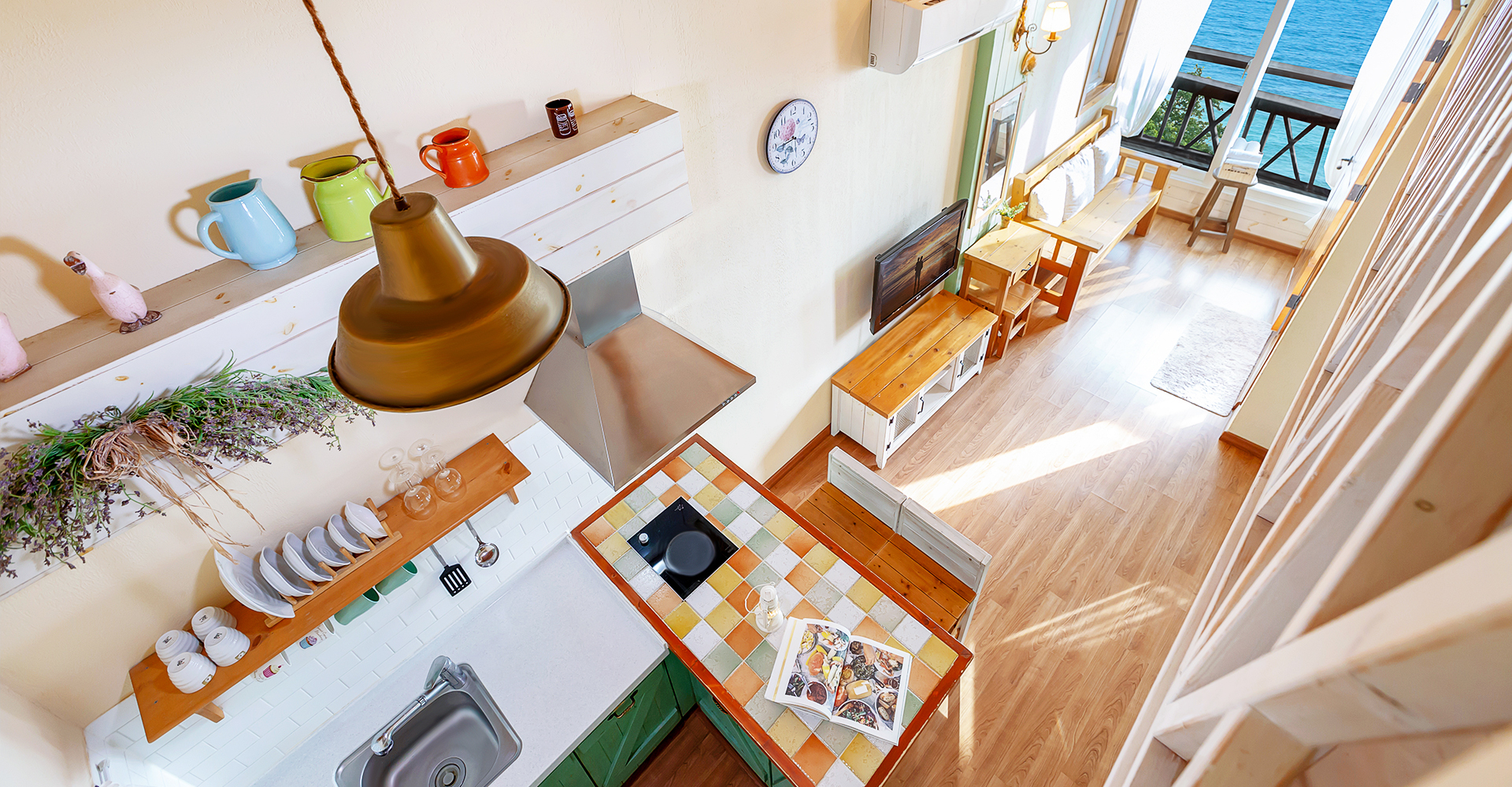 room detail thumbnail 2