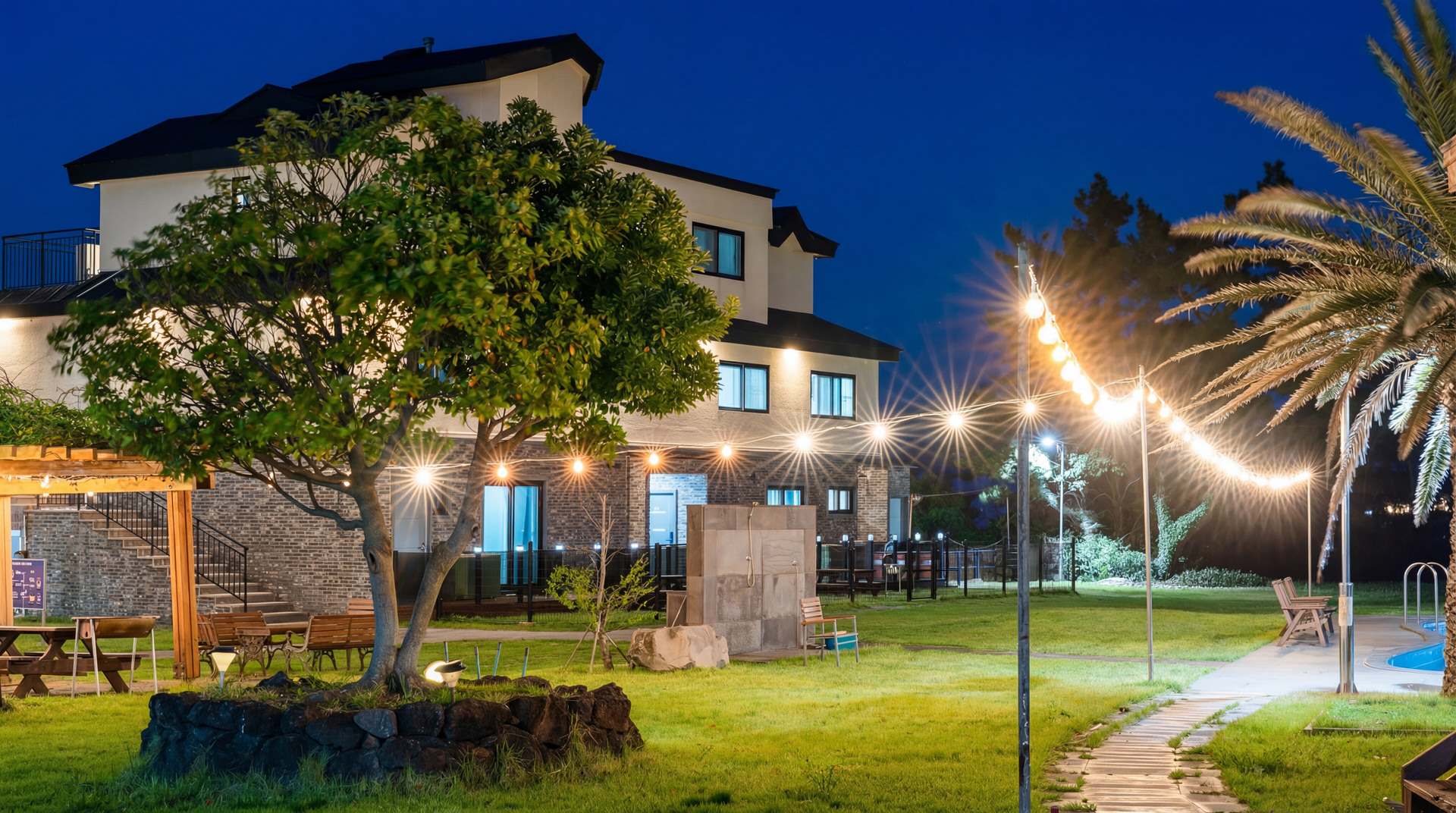 https://yaimg.yanolja.com/v5/2026/05/21/08/6a0ebbe14929f2.08500197.jpg