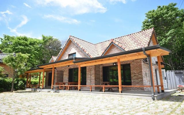 서산 용현계곡 황토기와집 독채펜션