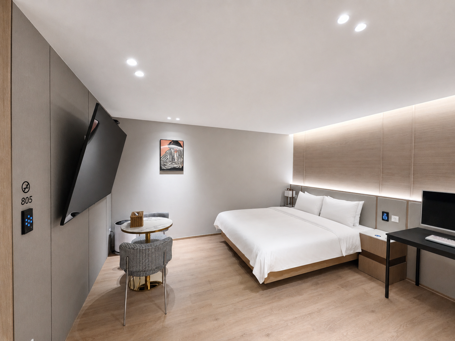 room detail thumbnail 0