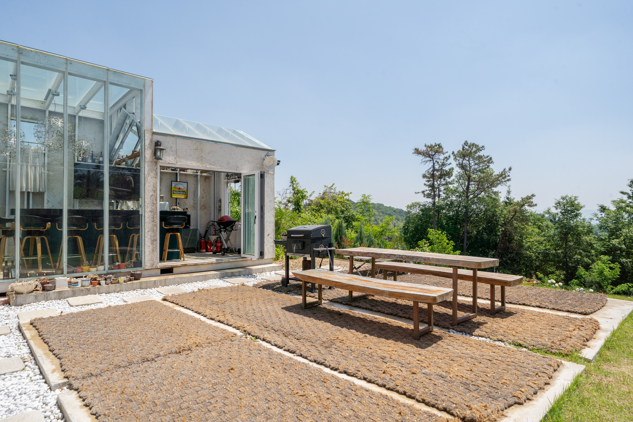 https://yaimg.yanolja.com/v5/2026/05/27/04/6a16739625e210.51355451.jpg