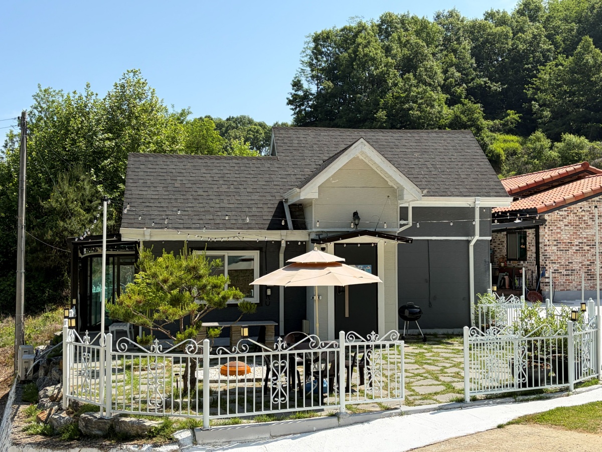 https://yaimg.yanolja.com/v5/2026/05/28/09/6a1805eaf412e0.66244799.jpg