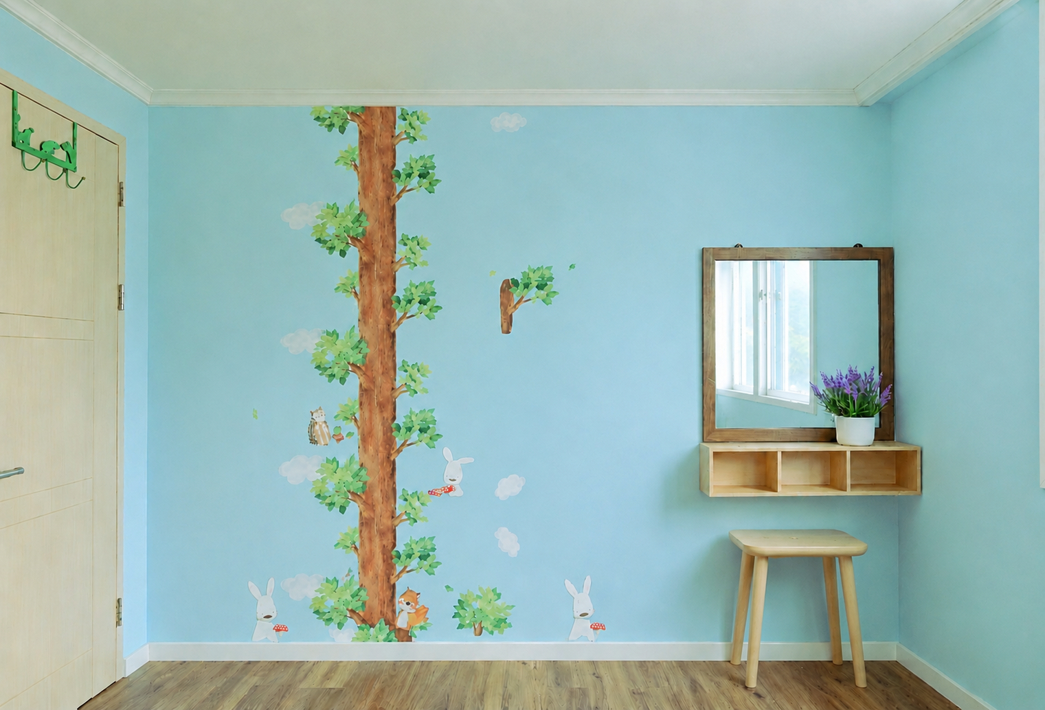 room detail thumbnail 2