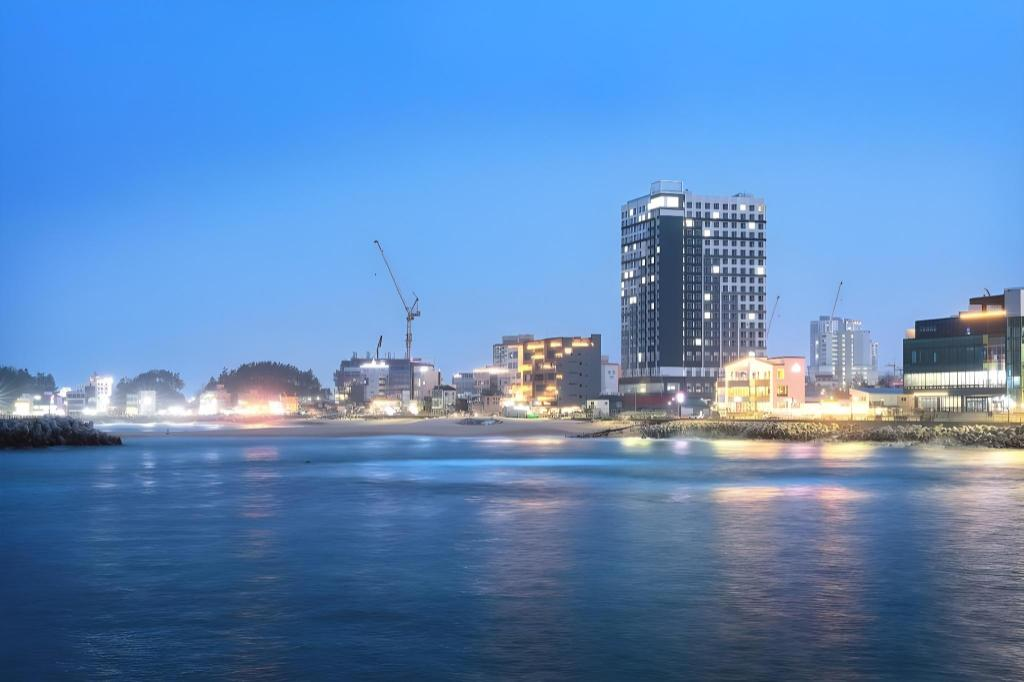https://yaimg.yanolja.com/v5/2026/06/05/03/6a22422aed59f0.62180460.png