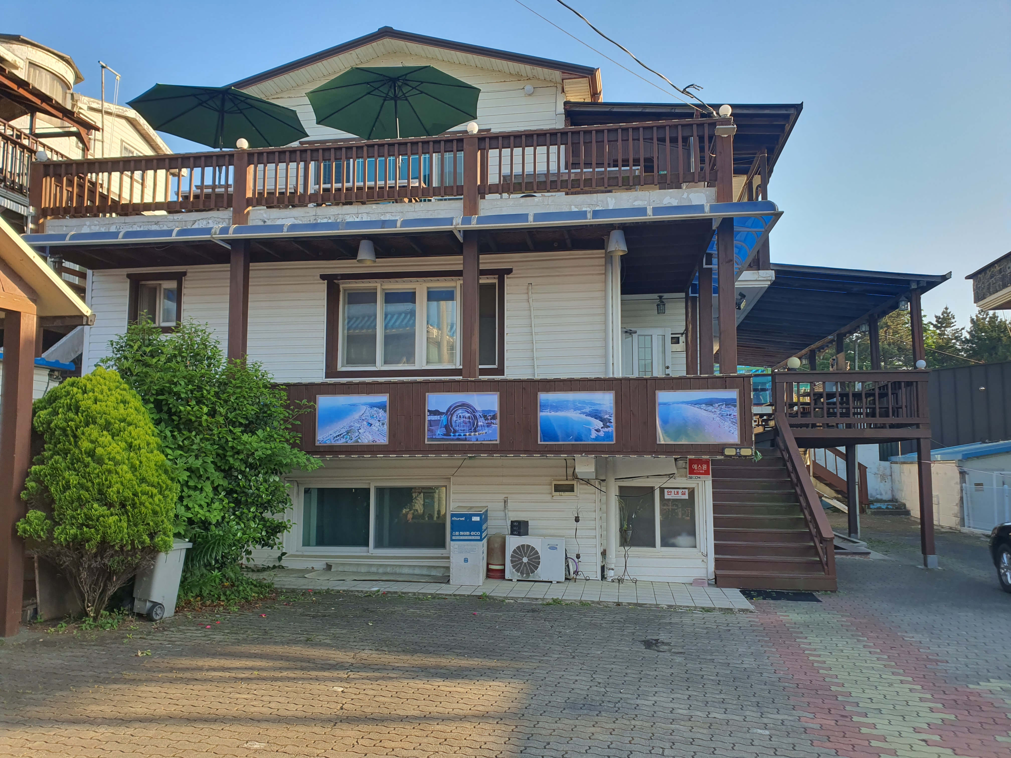 https://yaimg.yanolja.com/v5/2026/06/10/06/6a290af67fde08.38974595.jpg