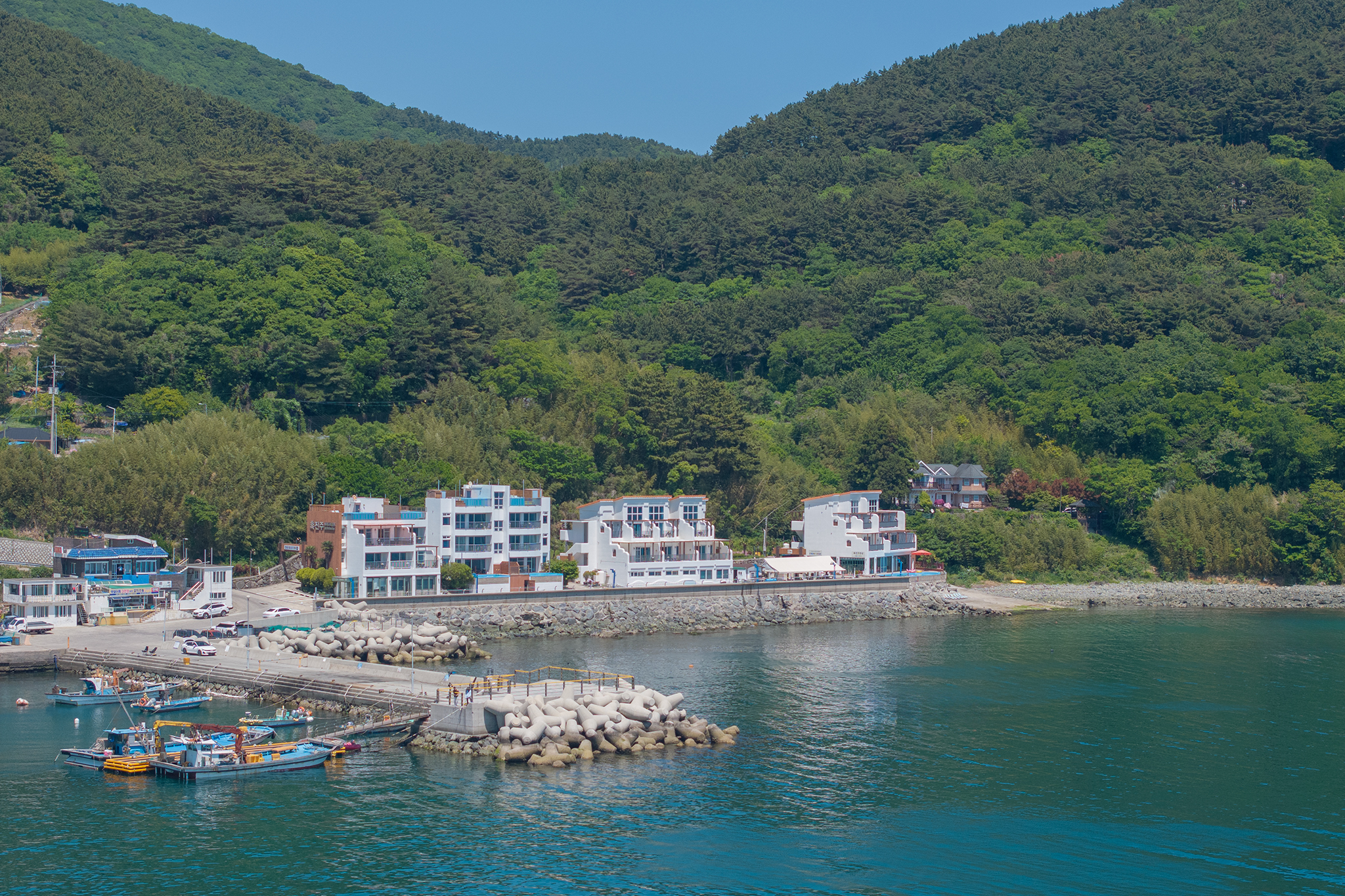 https://yaimg.yanolja.com/v5/2026/06/15/06/6a2f98aeeec263.10992447.jpg