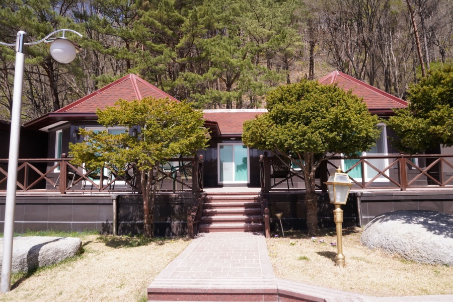 https://yaimg.yanolja.com/v5/2026/06/17/08/6a325e3f4fa130.83635447.jpg