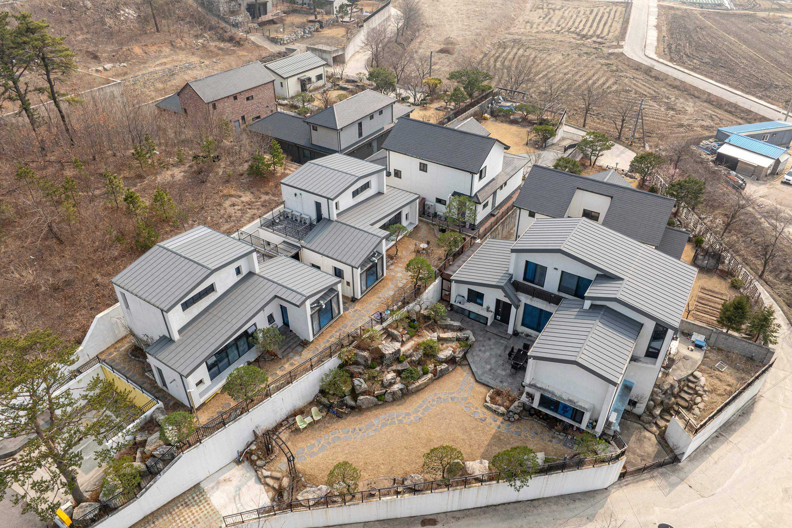 https://yaimg.yanolja.com/v5/2026/07/02/07/6a460f1ba1d192.82296395.jpg