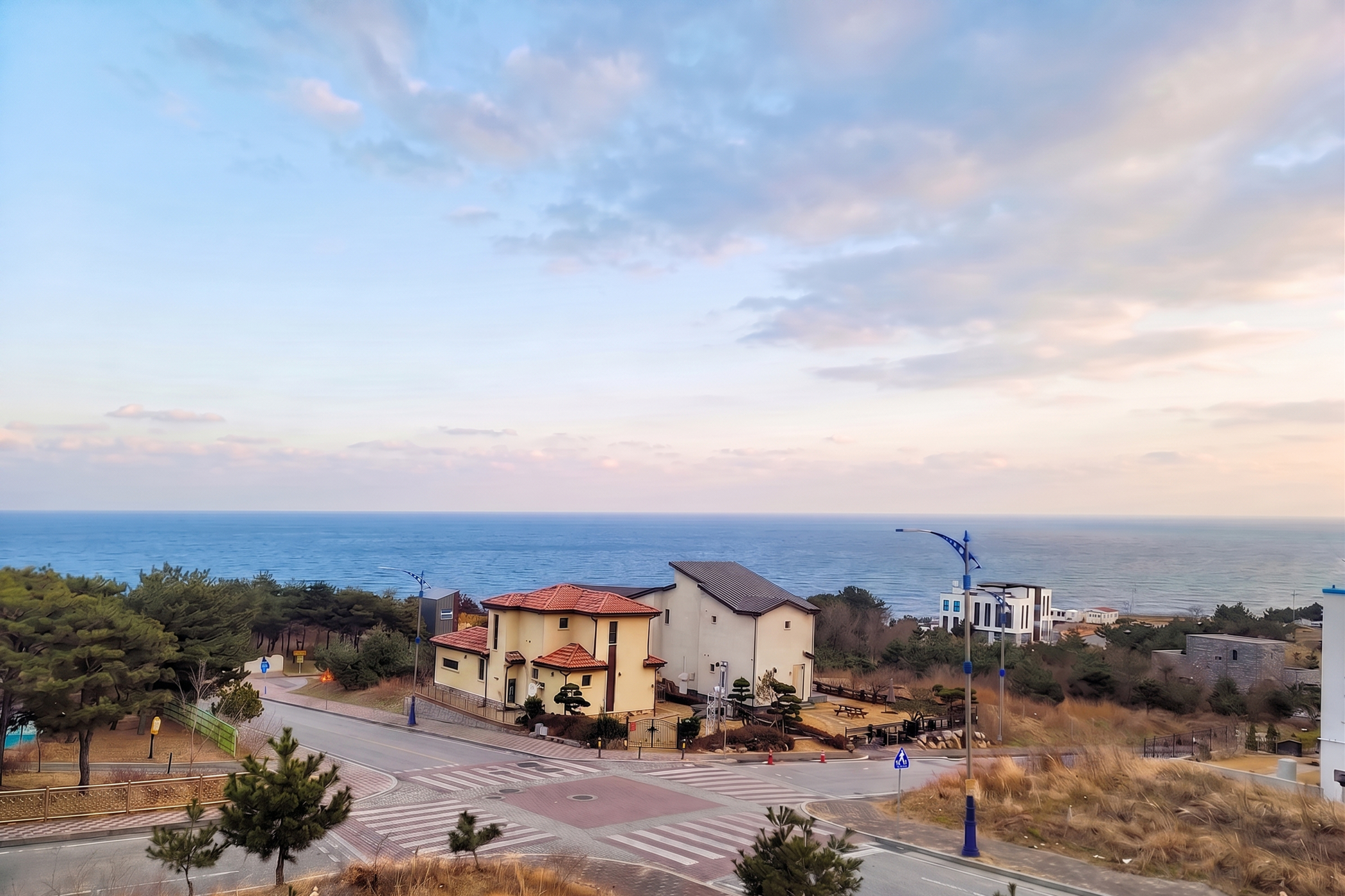 https://yaimg.yanolja.com/v5/2026/07/13/07/6a549ae40adec6.35007531.jpg