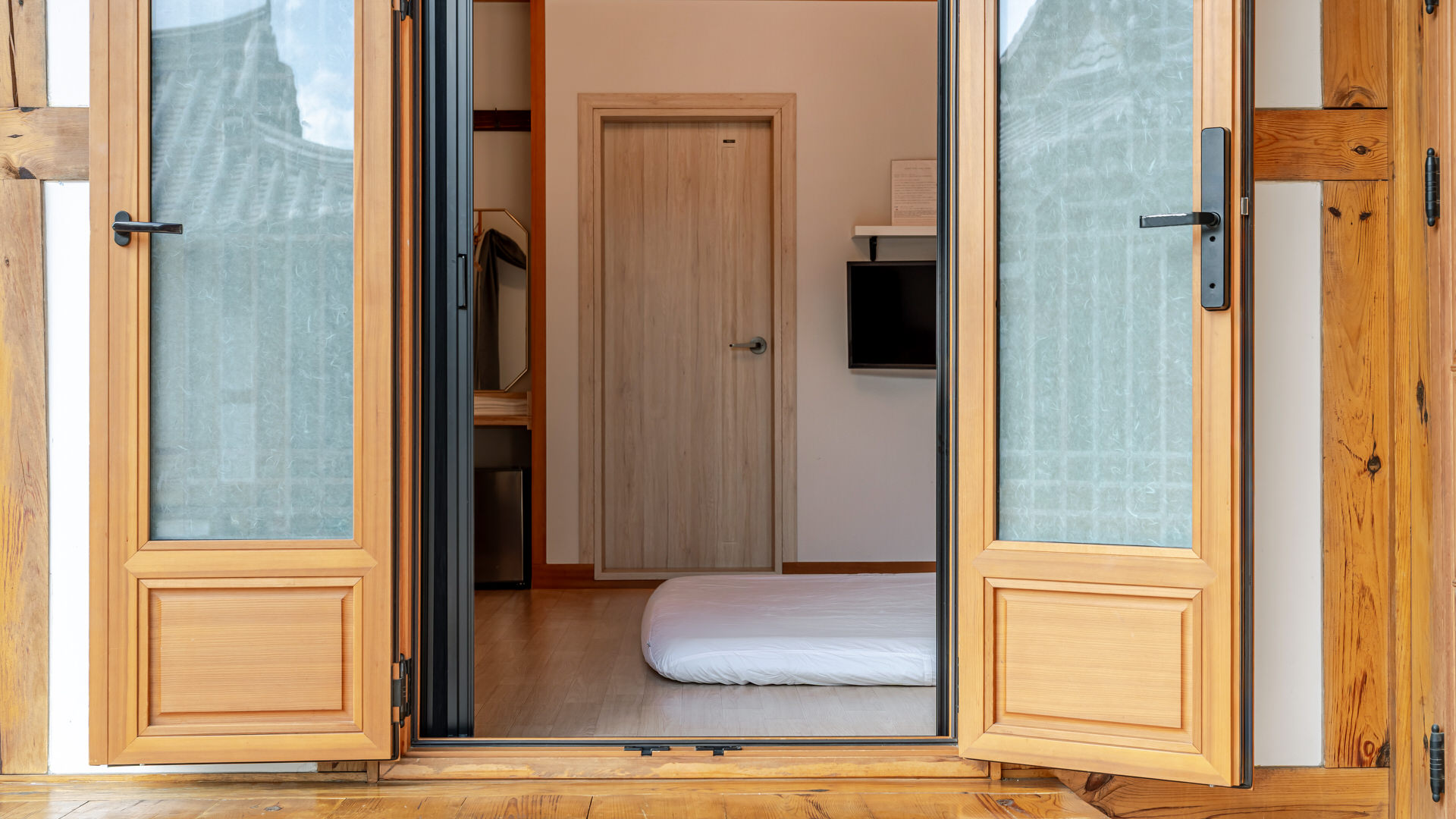 https://yaimg.yanolja.com/v5/2026/07/23/08/6a61cedd92fd68.88053316.jpg