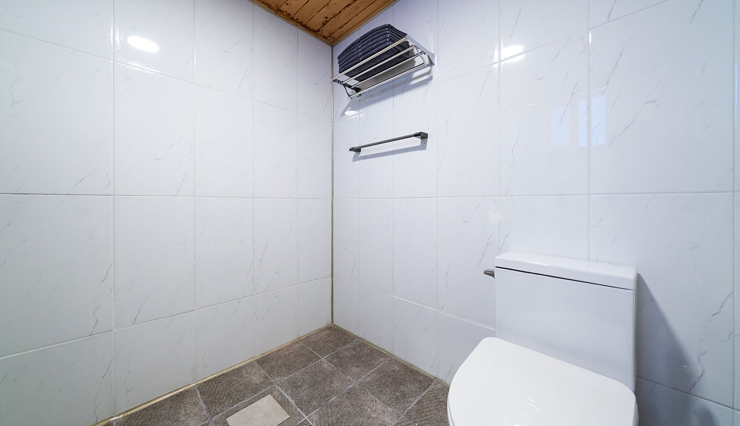 https://yaimg.yanolja.com/v5/2026/08/04/09/6a71ab09267651.40176140.jpg
