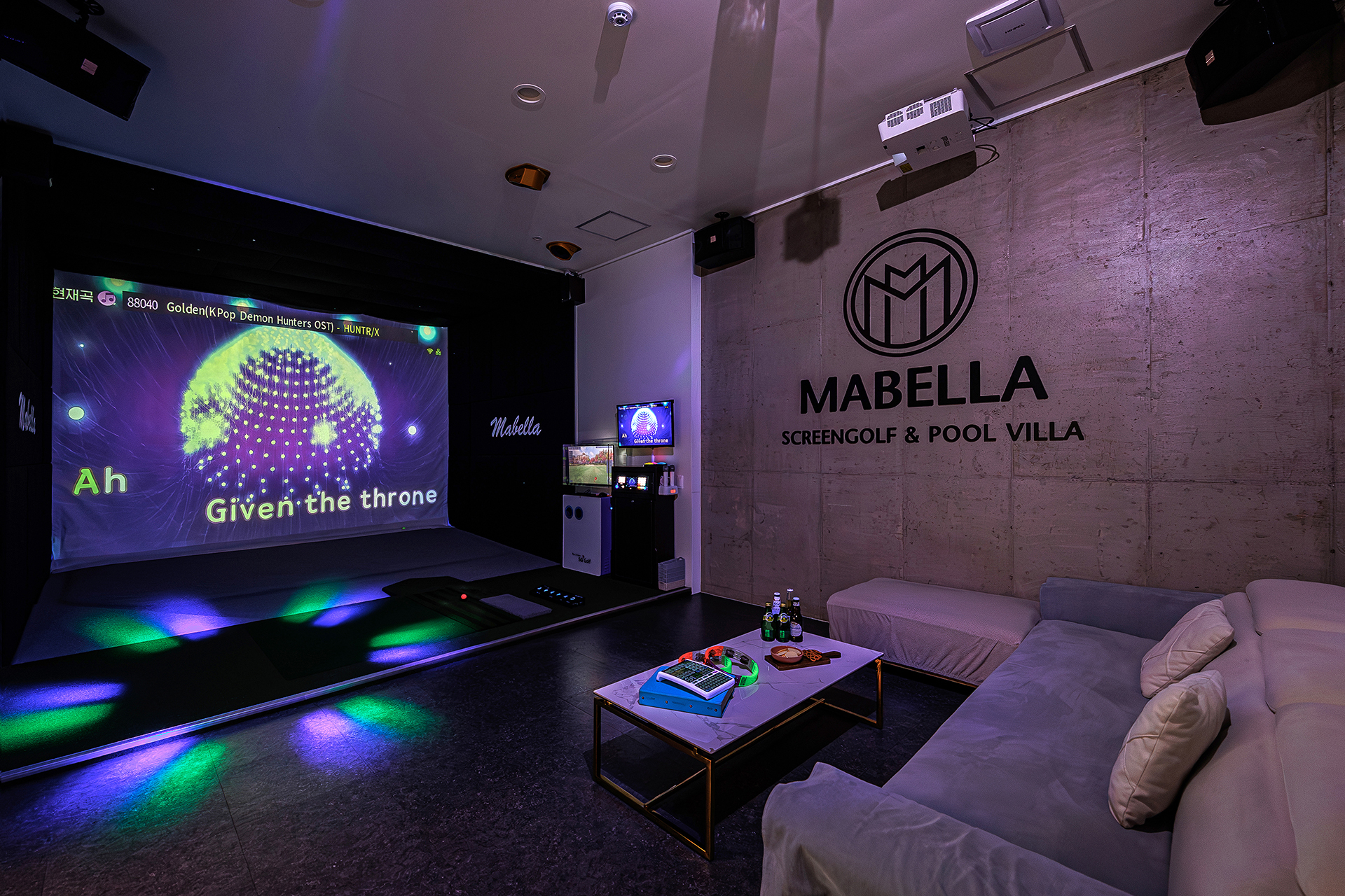 https://yaimg.yanolja.com/v5/2026/08/05/08/6a72f32c0a3321.84577887.jpg
