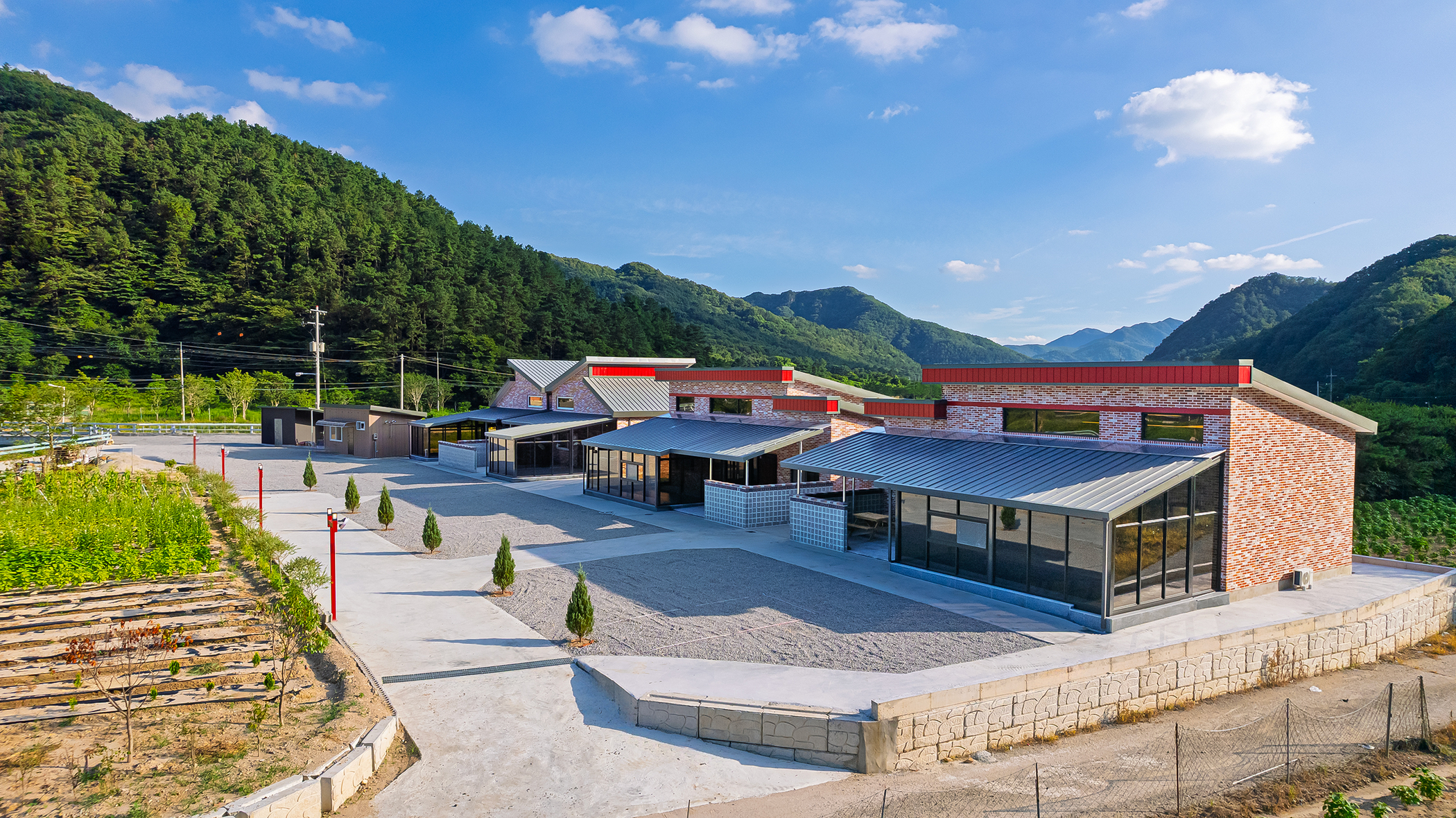 https://yaimg.yanolja.com/v5/2026/08/06/01/6a73e03cbd05b9.60880117.jpg