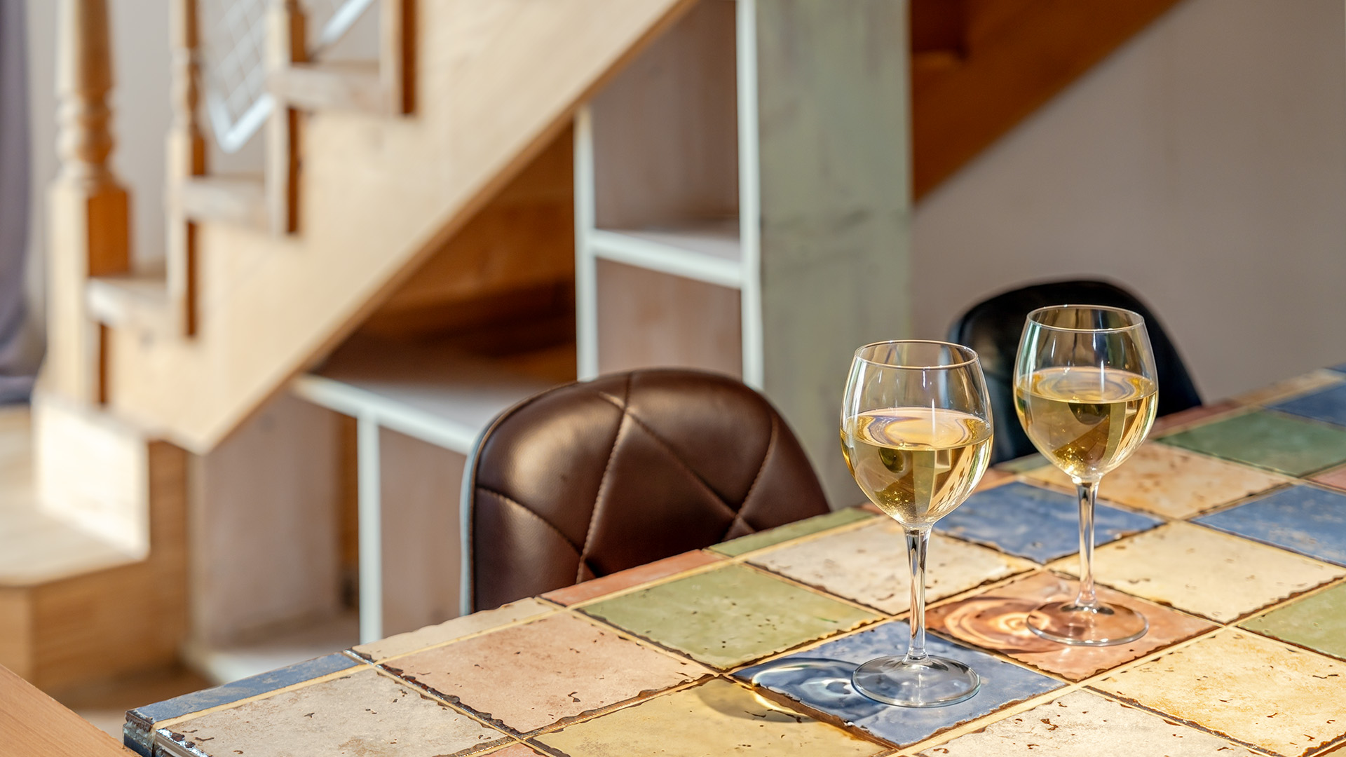 https://yaimg.yanolja.com/v5/2026/08/18/05/6a83f00fb9c528.06886150.jpg