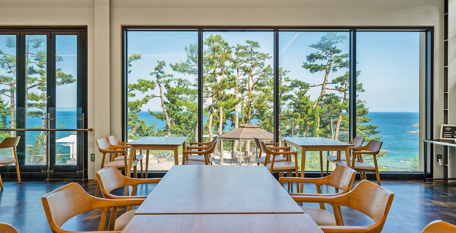 https://yaimg.yanolja.com/v5/2026/08/28/08/6a91429fb48172.44305636.jpg