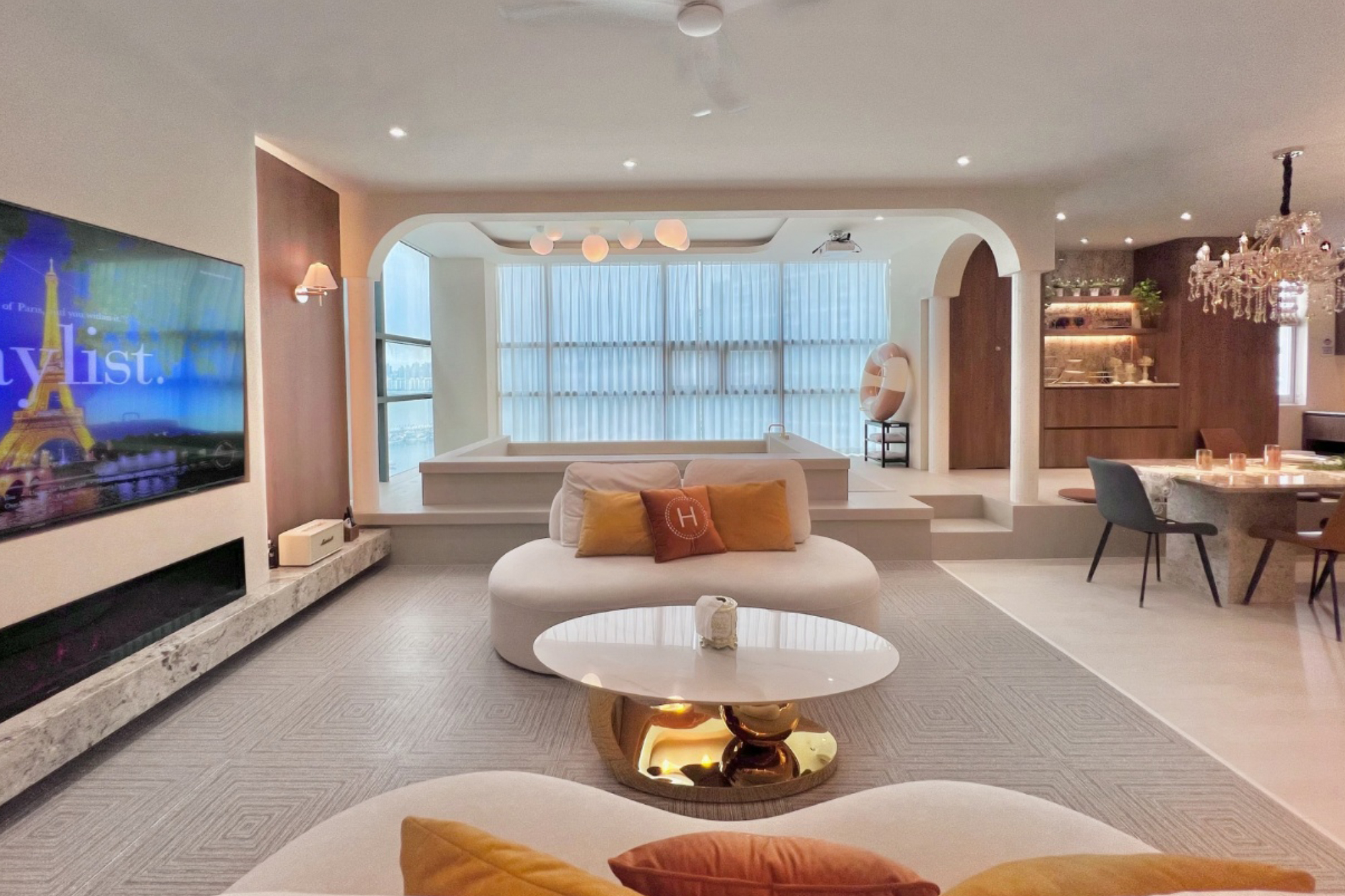 https://yaimg.yanolja.com/v5/2026/09/03/08/6a992b647740b6.30356072.jpg