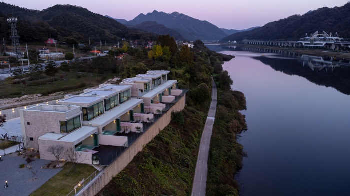https://yaimg.yanolja.com/v5/2026/09/04/05/6a9a578f7897f5.38356348.jpg