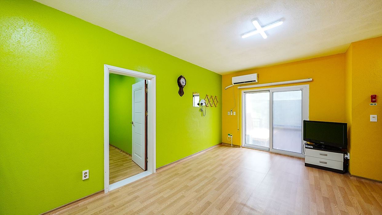 https://yaimg.yanolja.com/v5/2026/09/10/03/6aa21ec29468b8.87605884.jpg