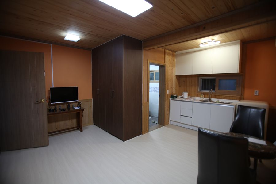 https://yaimg.yanolja.com/v5/2026/09/15/01/6aa8a3f4bcef74.87531339.jpg