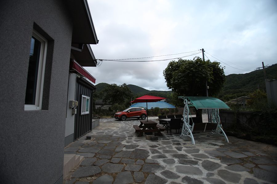 https://yaimg.yanolja.com/v5/2026/09/15/01/6aa8a400b09d17.50220006.jpg