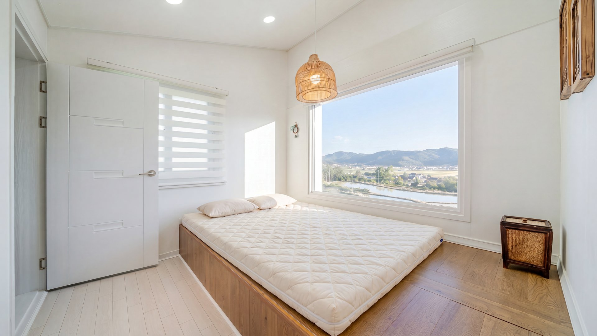 https://yaimg.yanolja.com/v5/2026/09/28/02/6ab9cfea2bd2e2.92530901.jpg
