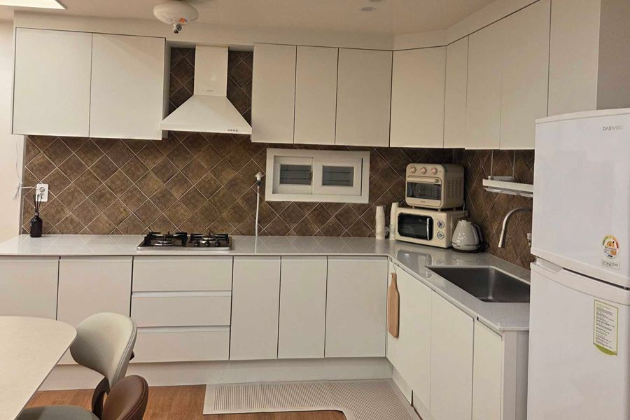 https://yaimg.yanolja.com/v5/2026/10/06/08/6ac4b486ebb872.97743602.jpg